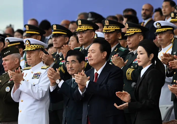 제왕적 대통령제의 특징과 그 영향 알아보자: 강력한 대통령 권한, 제왕적 대통령제의 명암