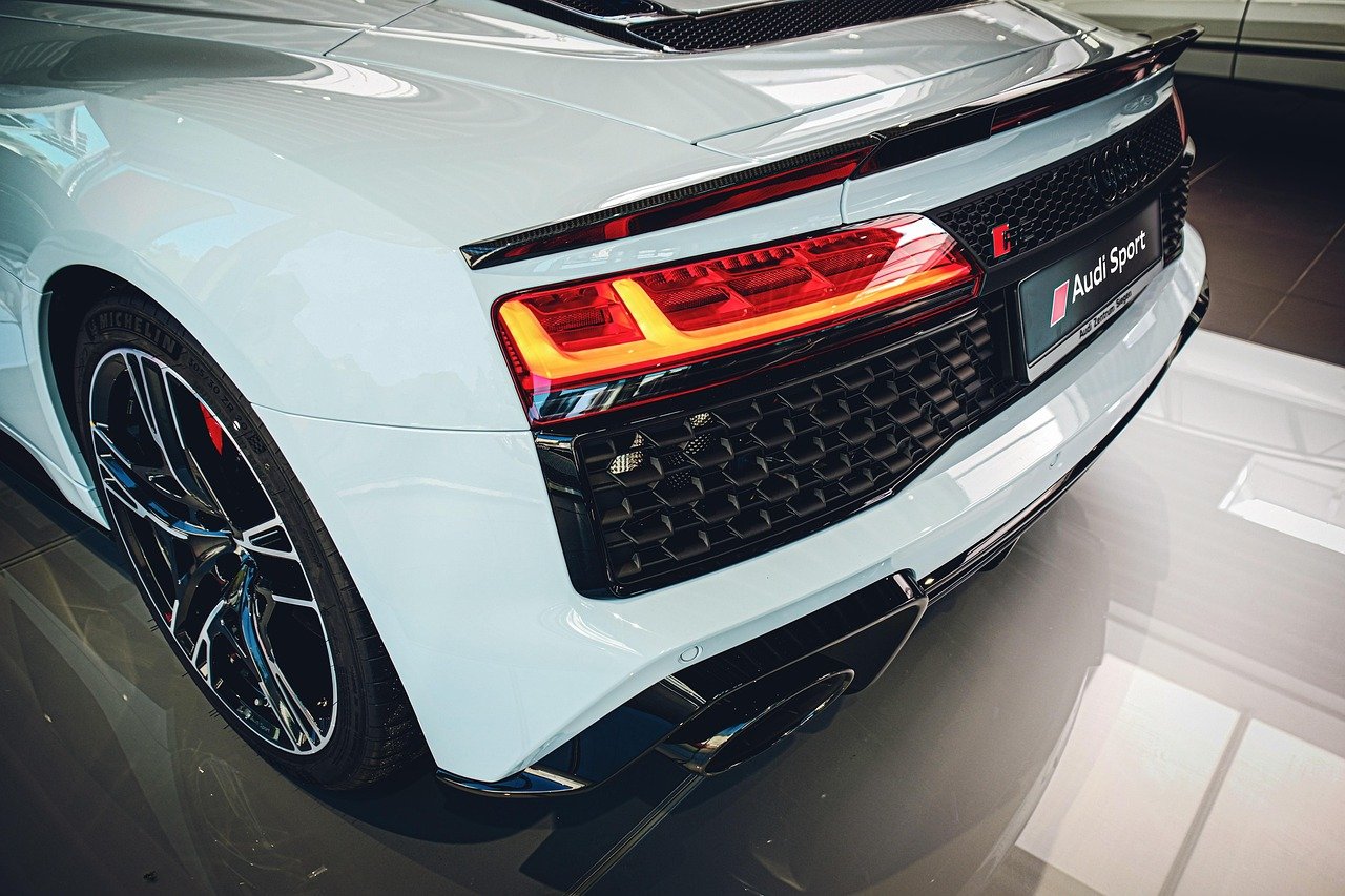 아우디 R8