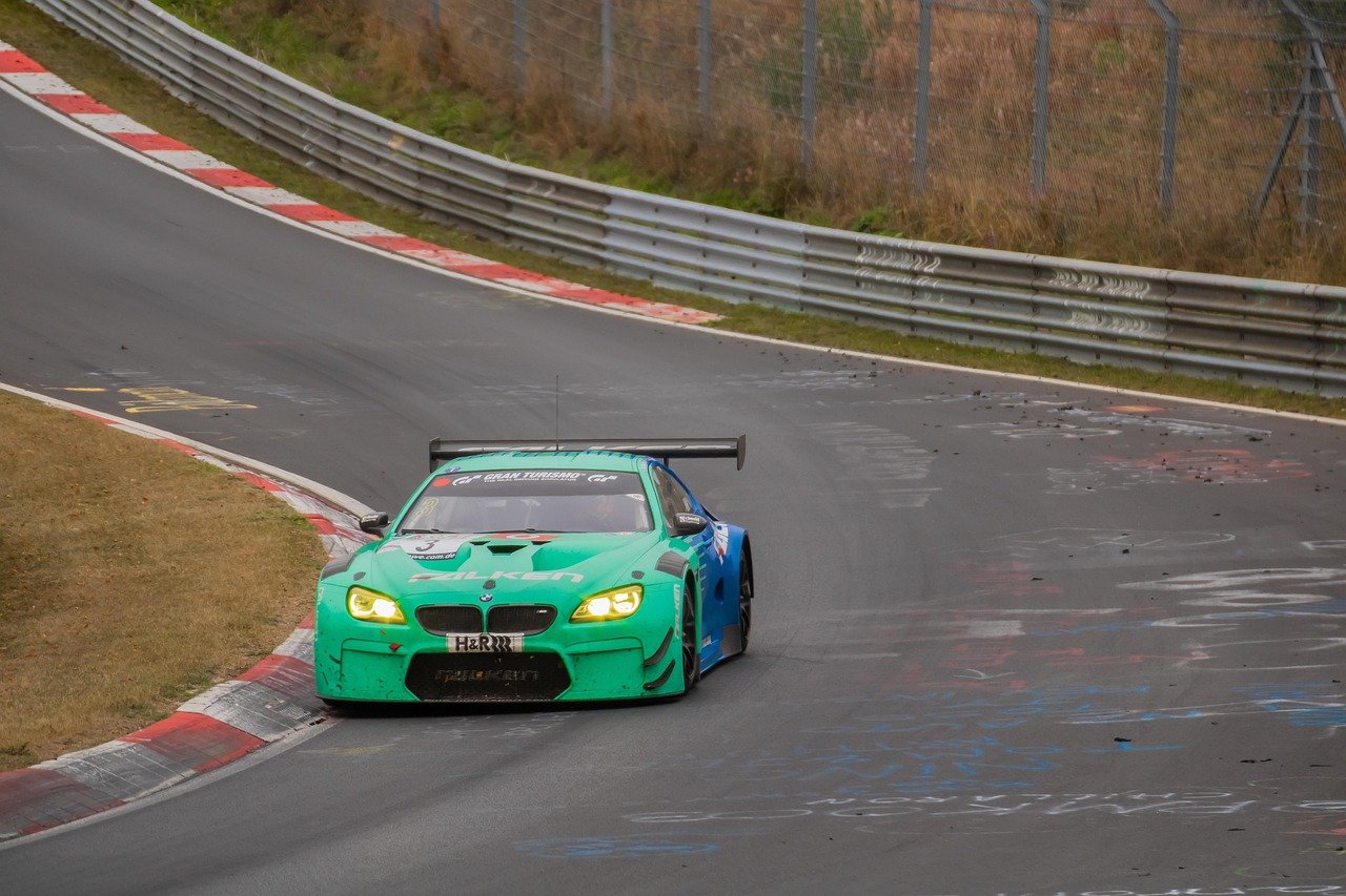 BMW M6의 매력을 극대화하는 4가지 팁 1 BMW M6