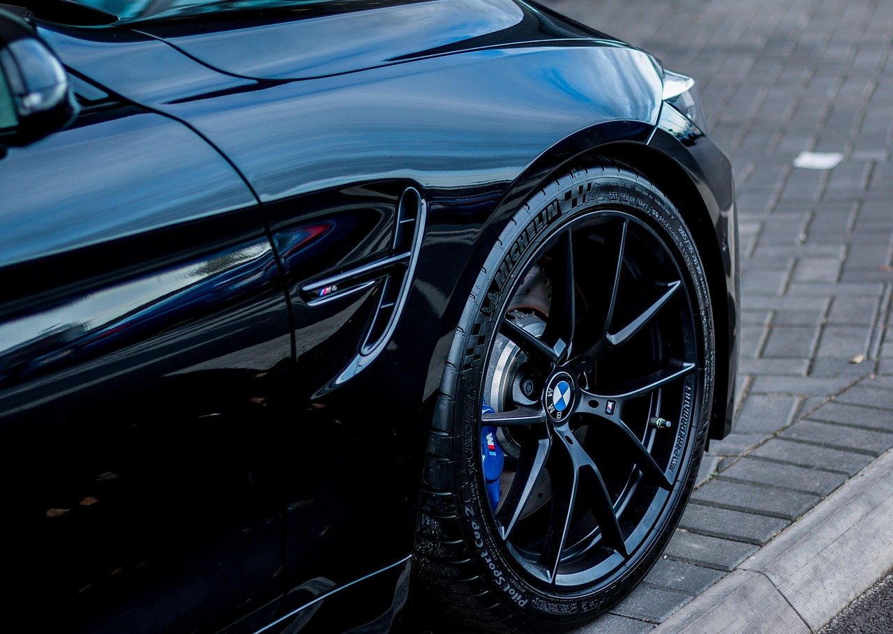 BMW M4의 성능을 극대화하는 4가지 팁 9 BMW M4