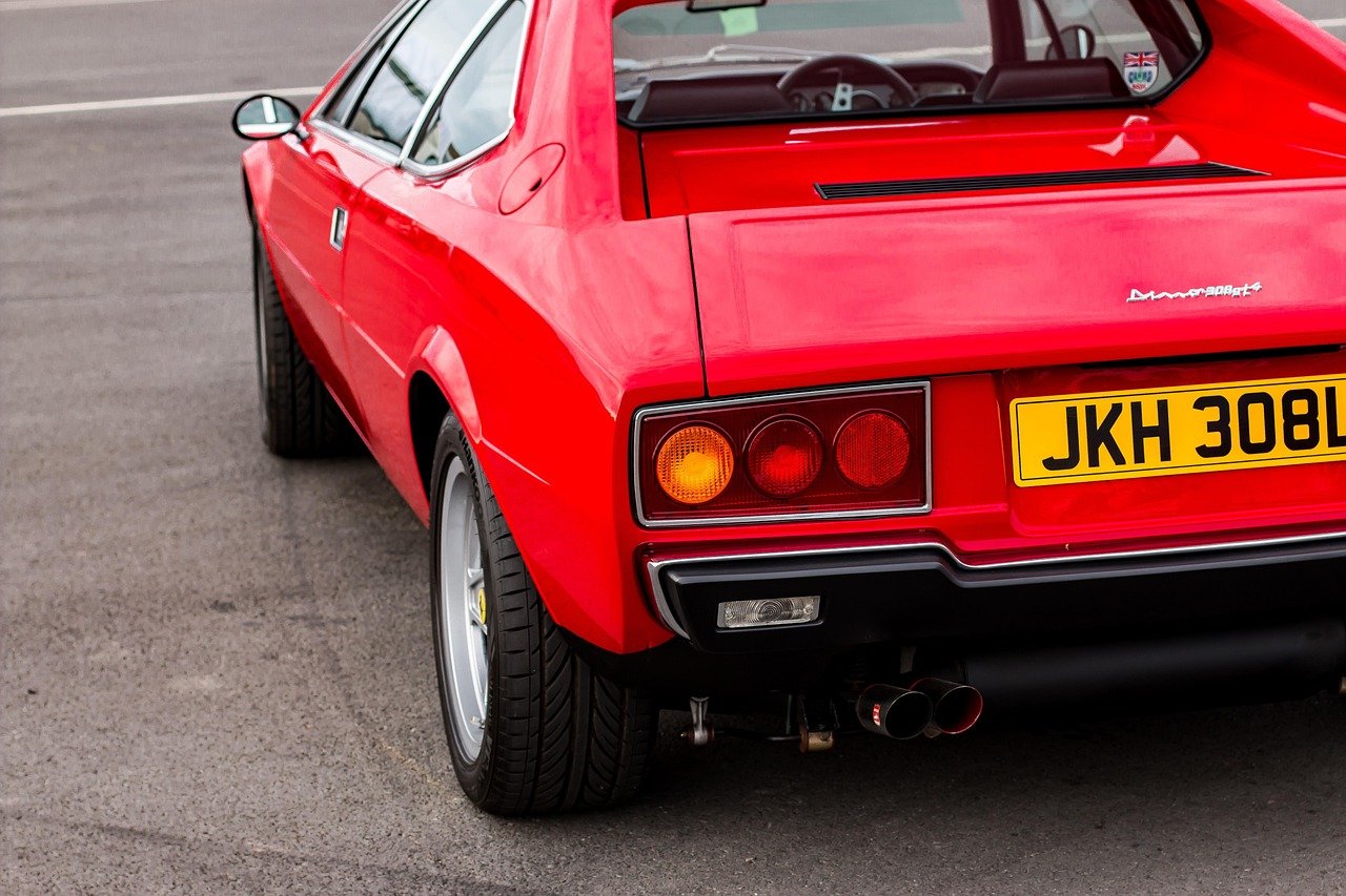 포르쉐 718 카이맨 GT4의 매력 살펴보기 1 포르쉐 718 카이맨 GT4