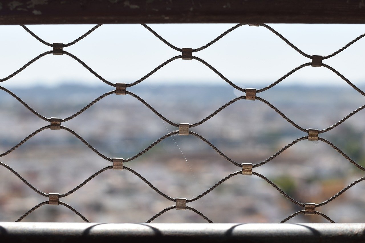 마스크는 왜 윗면에 철사가 들어 있을까? 7 마스크는 왜 윗면에 철사가 들어 있을까?