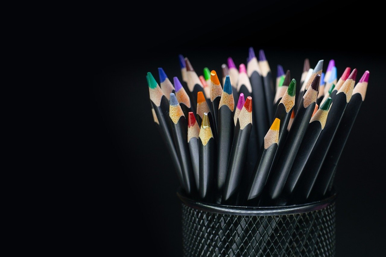 수세미 홀더는 왜 싱크대 옆에 고정될까? 1 수세미 홀더는 왜 싱크대 옆에 고정될까