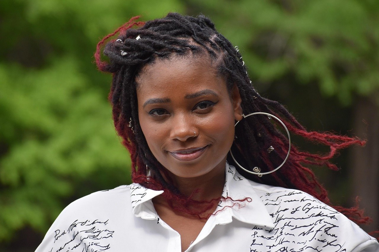 블라우스 주름 안 지게 보관하는 팁 10 블라우스 주름 안 지게 보관하는 팁