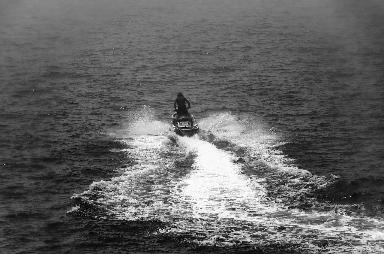 청소기의 모터 출력과 흡입력은 비례할까? 1 청소기의 모터 출력과 흡입력은 비례할까