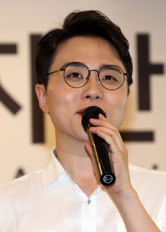 다채로운 목소리의 마법사, 성우 남도형의 모든 것: 그의 빛나는 발자취와 미래 6 섹션 1 이미지