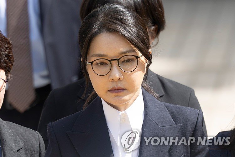 사법부를 뒤흔든 충격: 김건희 도이치 유죄 판결 신종오 부장판사 사망, 그 의미와 애도 10 섹션 2 이미지