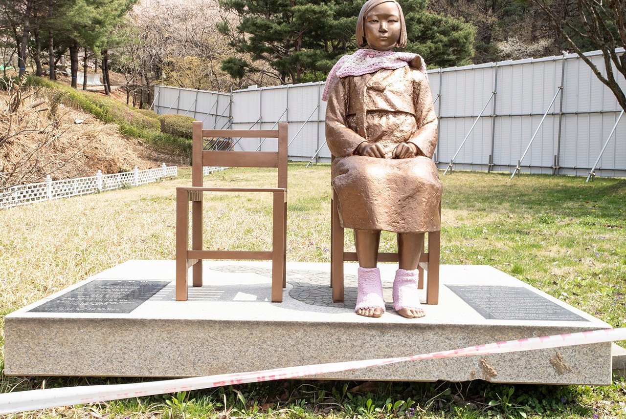 6년 만의 기다림 끝에 찾아온 자유: 평화의 소녀상 바리케이드 철거와 시민의 품으로 돌아온 이야기 6 섹션 1 이미지